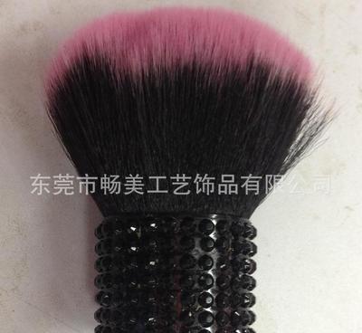 璀璨工藝，點(diǎn)亮生活 東莞工廠一站式貼鉆服務(wù)，打造個(gè)性化時(shí)尚單品